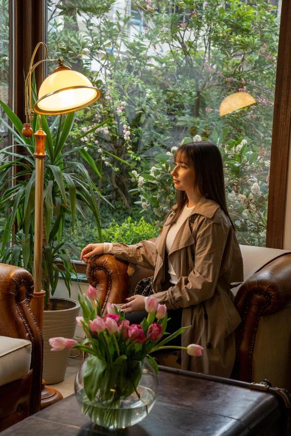Hotel Etol บาเดน-บาเดน ภายนอก รูปภาพ
