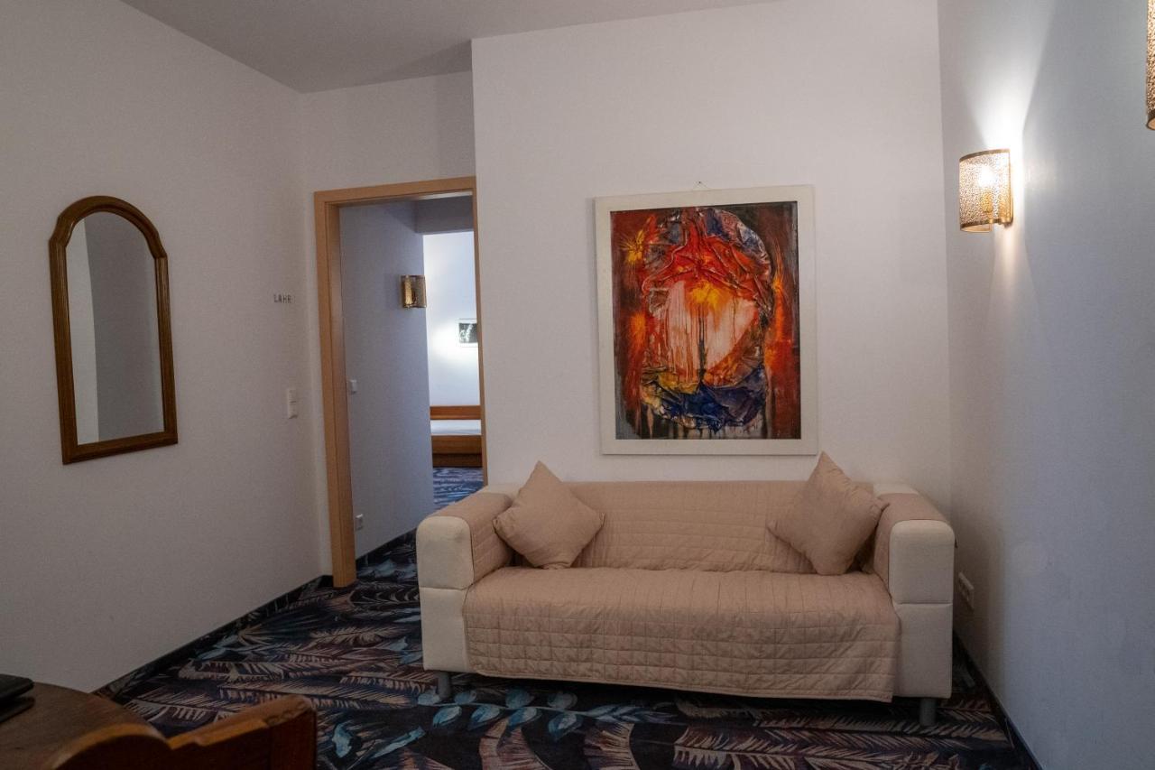 Hotel Etol บาเดน-บาเดน ภายนอก รูปภาพ